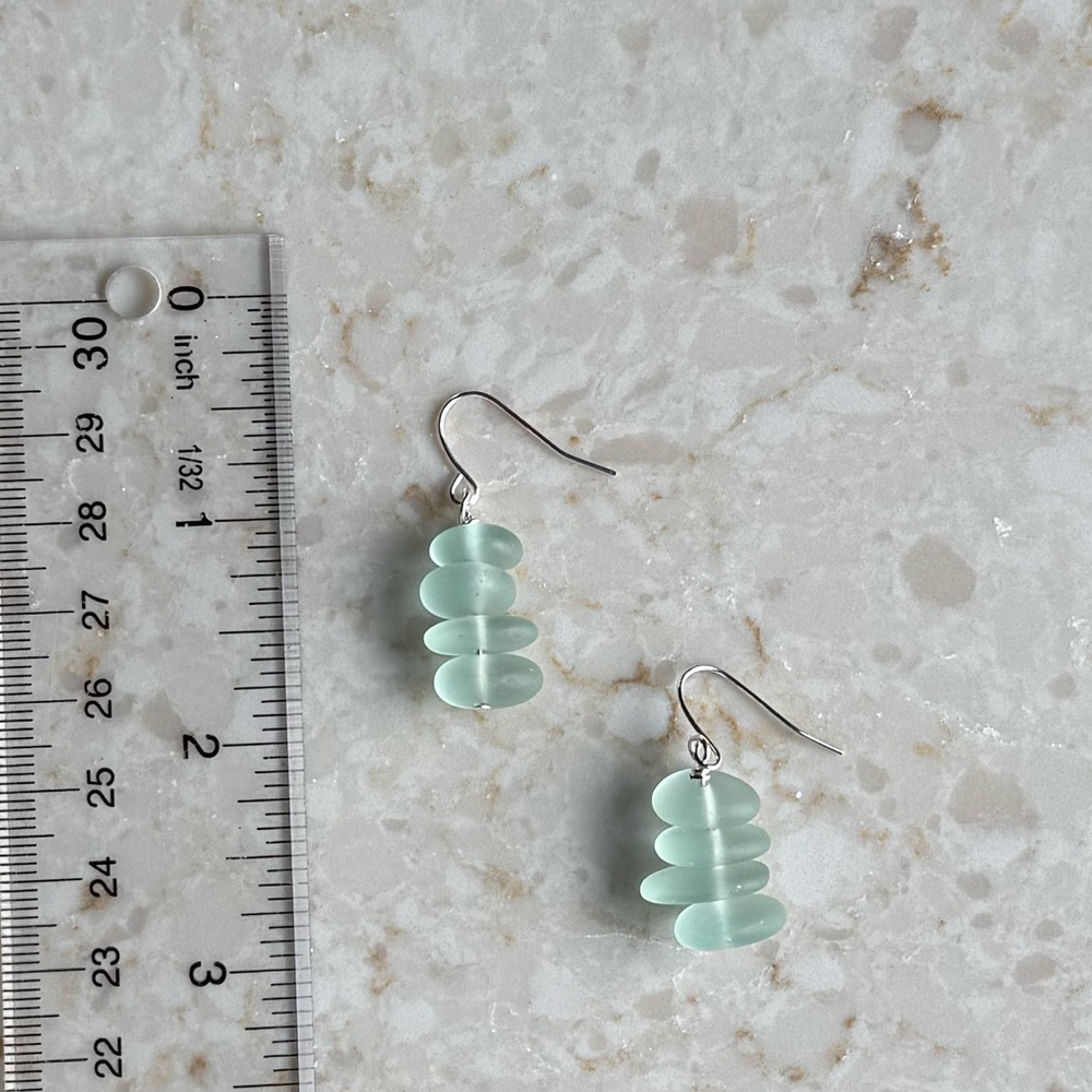 NWOT Tuckernuck Seaglass Stack Earrings, Seafoam - Picture 6 of 6